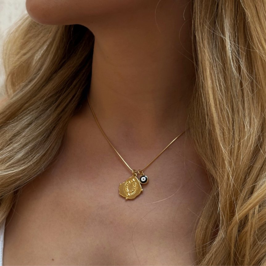 Collar Herradura Protección